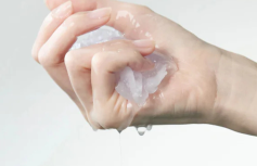 Восстанавливающая тканевая маска со скваланом и ПДРН VVBETTER Rejuvenating Squalane Mask