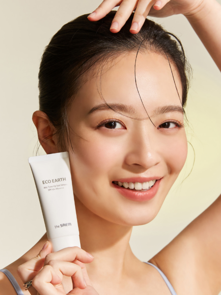 Осветляющий солнцезащитный флюид The Saem The Saem Eco Earth Airy Tone Up Sun Serum SPF50+/PA+++