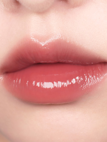 Сияющий тинт для губ с глянцевым финишем BRAYE Thin Glow Tint 06 Own Сияющий тинт для губ с глянцевым финишем BRAYE Thin Glow Tint 06 Own