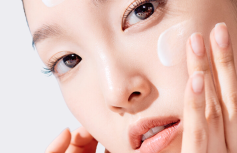 Солнцезащитный флюид для лица с растительными экстрактами TOCOBO Bio Watery Sun Cream SPF50+ PA++++