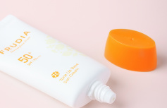Солнцезащитная крем-основа FRUDIA Tone Up Base Sun Cream SPF50+/PA+++
