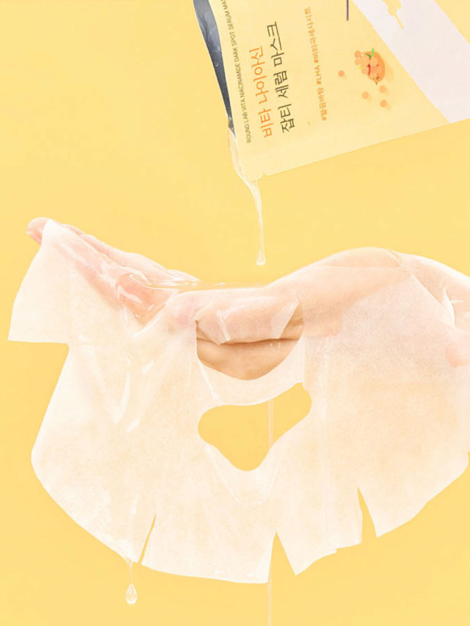 Осветляющая тканевая маска с ниацинамидом Round Lab Vita Niacinamide Dark Spot Serum Mask Осветляющая тканевая маска с ниацинамидом Round Lab Vita Niacinamide Dark Spot Serum Mask