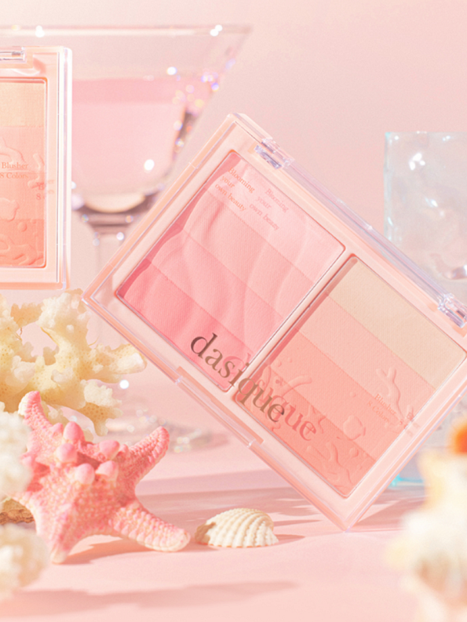 Двойная палетка спрессованных градиентных румян коралловых оттенках Dasique Blending Layer Cheek #01 Summer Coral
