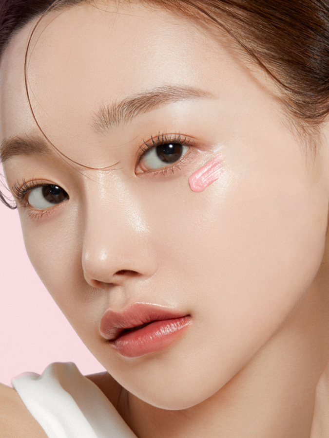 Восстанавливающий крем для век с пептидами и ПДРН Medicube PDRN Pink Peptide Eye Cream