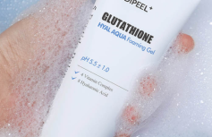 Осветляющий гель для умывания с глутатионом MEDI-PEEL Glutathione Hyal Aqua Foaming Gel Cleanser