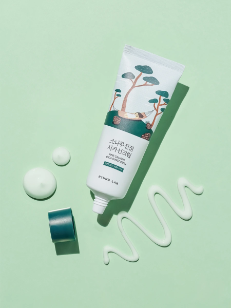 Успокаивающий солнцезащитный крем с экстрактом сосны и центеллы Round Lab Pine Calming Cica Sunscreen SPF50+ PA++++