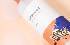 Успокаивающий тонер для лица с экстрактом черной сои и пантенолом Round Lab Soybean Panthenol Toner