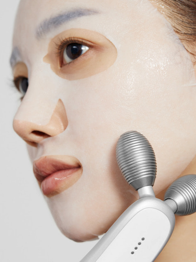 Разглаживающая тканевая маска с пептидами Medicube Deep Peptide Radiance Mask