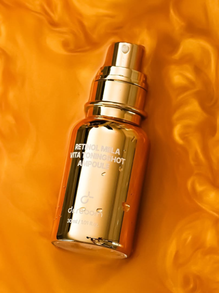 Антиоксидантная сыворотка с комплексом витаминов и спикулами DR.REBORN Retinol Mela Vita Toningshot Ampoule