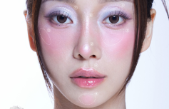 Многофункциональная палетка-хайлайтер Huemi Multi-Use Glow On Palette №01 Full Glam