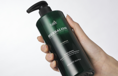 Тонизирующий шампунь с травяными экстрактами La'dor Herbalism Shampoo