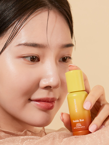 Разглаживающая ампула для лица с ферментом винограда Papa Recipe Noble Rot Lifting Ampoule Разглаживающая ампула для лица с ферментом винограда Papa Recipe Noble Rot Lifting Ampoule