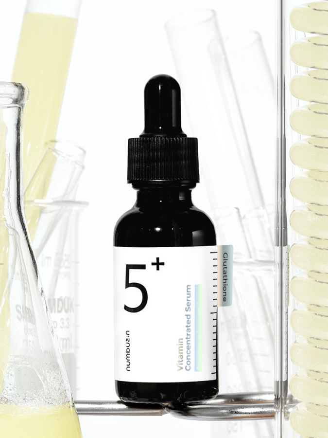 Осветляющая ампульная сыворотка для лица Numbuzin No.5 Vitamin Concentrated Serum