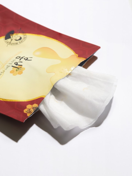 Питательная тканевая маска с экстрактом красного женьшеня Papa Recipe Bombee Ginseng Red Honey Oil Mask Pack Питательная тканевая маска с экстрактом красного женьшеня Papa Recipe Bombee Ginseng Red Honey Oil Mask Pack