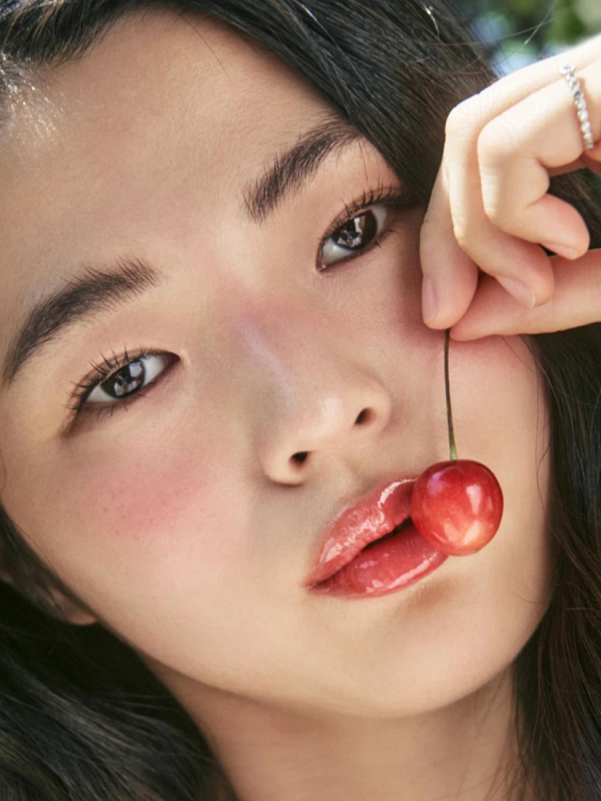 Разогревающее оттеночное масло для губ TOCOBO Juicy Berry Plumping Lip Oil 01 Chill Red