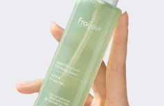 Отшелушивающая эссенция для лица с РНА-кислотами Fraijour Original Wormwood PHA Peeling Essence