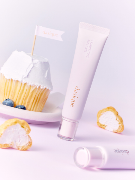 Солнцезащитная база под макияж с коррекцией тона Dasique Correcting Sun Base #04 Pure Lavender SPF 50+ PA+++ Солнцезащитная база под макияж с коррекцией тона Dasique Correcting Sun Base #04 Pure Lavender SPF 50+ PA+++