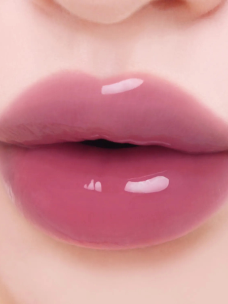 Интенсивный глянцевый блеск для губ fwee 3D Voluming Gloss B11 Taro 70%