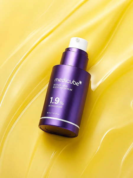 Разглаживающая сыворотка-бустер с пептидами и ретинолом Medicube Retinol NMN Boosting Serum