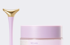 Укрепляющий крем для век с ресвератролом Dr.Ceuracle Vegan Active Berry Firming Eye Cream