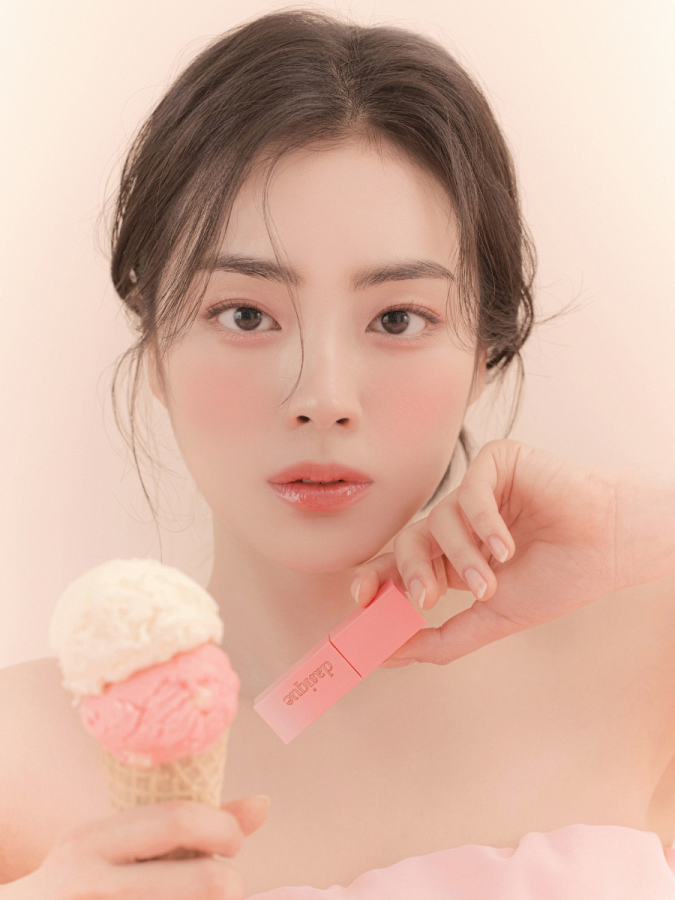 Сияющий пигмент для губ Dasique Juicy Dewy Tint #09 Peach Pudding