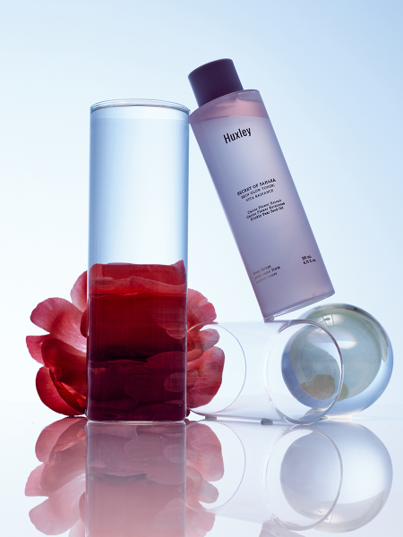 Двухфазный тонер с растительными экстрактами для сияния кожи Huxley Skin Glow Toner Vita Radiance Двухфазный тонер с растительными экстрактами для сияния кожи Huxley Skin Glow Toner Vita Radiance