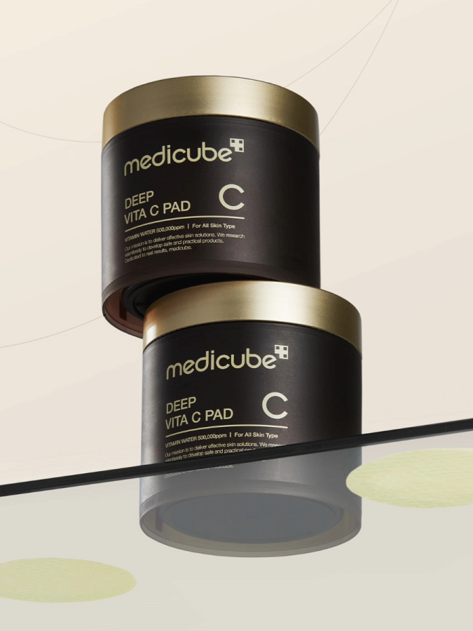 Осветляющие тонер-пэды с витамином С Medicube Deep Vita C Pad Осветляющие тонер-пэды с витамином С Medicube Deep Vita C Pad