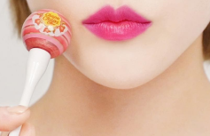 Жидкая помада-тинт Chupa Chups Lip Locker 01 Strawberry&Cream