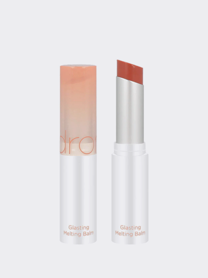 Оттеночный бальзам для губ в оттенке кокосовой скорлупы rom&nd Glasting Melting Balm 01 Coco Nude