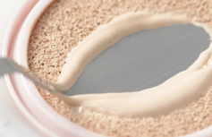 Набор: кушон + рефил + бальзам для губ Huxley Essence Cover Cushion & Lip Balm Set 02 Coral Sand