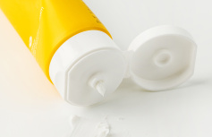 Микро-пенка для умывания с цитрусом FRUDIA Citrus Brightening Micro Cleansing Foam
