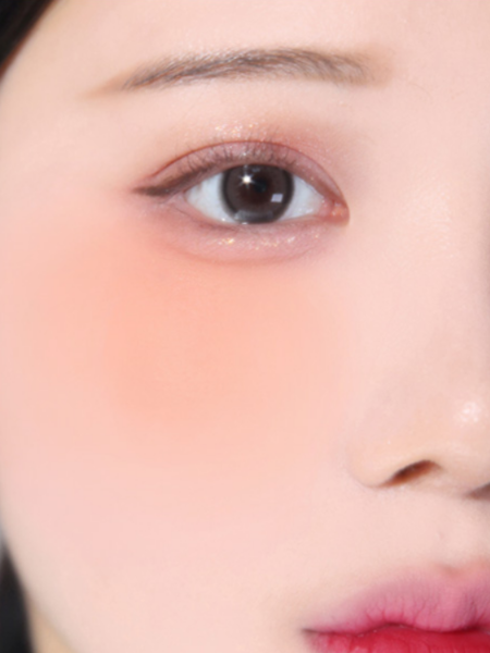 Мягкие румяна с сияющим финишем в оранжевом оттенке The Saem Jelly Blusher OR01 Dazzling Orange