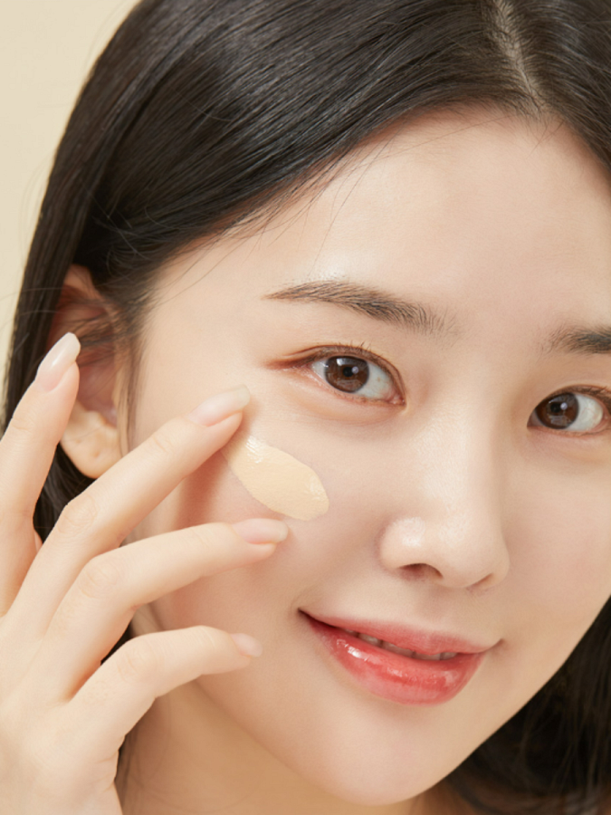 Успокаивающий тональный крем с растительными экстрактами Papa Recipe Blemish Balm SPF26 PA++