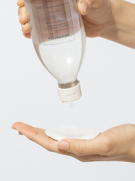 Мицеллярная вода для снятия макияжа AROMATICA Tea Tree Pore Purifying Cleansing Water Мицеллярная вода для снятия макияжа AROMATICA Tea Tree Pore Purifying Cleansing Water