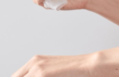Восстанавливающая тканевая маска с экстрактом граната innisfree Pomegranate Energy Mask