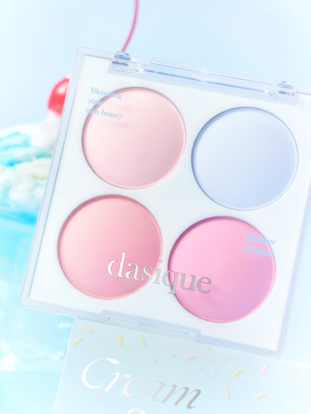 Палетка спрессованных румян в холодных оттенках Dasique Blending Mood Cheek #11 Cream Soda Палетка спрессованных румян в холодных оттенках Dasique Blending Mood Cheek #11 Cream Soda