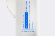 Лёгкий солнцезащитный стик для лица Derma Factory Airy Sun Stick SPF50+ PA++++