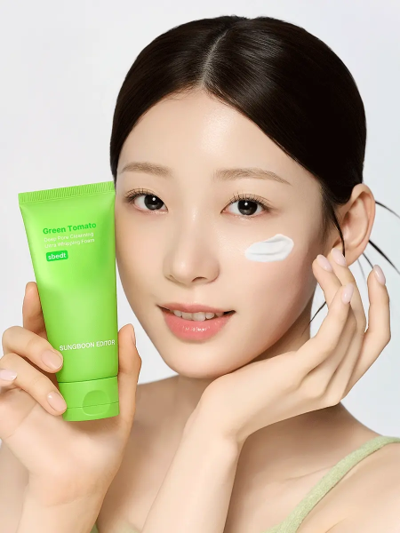 Мягкая пенка для умывания с экстрактом зелёного томата Sungboon Editor Green Tomato Deep Pore Cleansing Ultra Whipping Foam