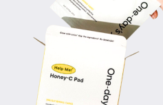 Питательные тонер-пэды с экстрактом мёда и бета-глюканом TRAVEL One-Day's You Help Me Honey-C Pad