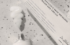 Веганский крем-гель для лица с экстрактом иерихонской розы Dr.Althea Anastatica Skin Healing Vegan Gel Cream