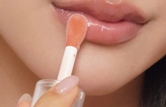 Глянцевое масло для губ AXIS-Y Vita Glow Lip Oil Cozy Fig