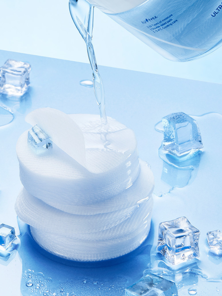 Успокаивающие тонер-пэды с гиалуроновой кислотой и цинком Isntree Ultra-Low Molecular Hyaluronic Acid Zinc Cooling Pad Успокаивающие тонер-пэды с гиалуроновой кислотой и цинком Isntree Ultra-Low Molecular Hyaluronic Acid Zinc Cooling Pad