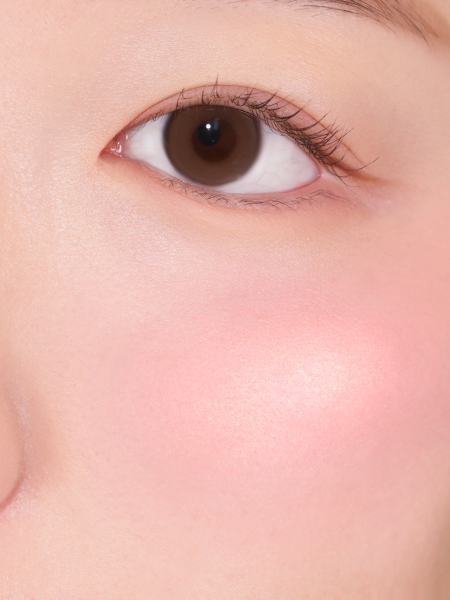 Кремовые румяна в холодном розовом оттенке AMUSE Soft Cream Cheek 01 Sprinkles