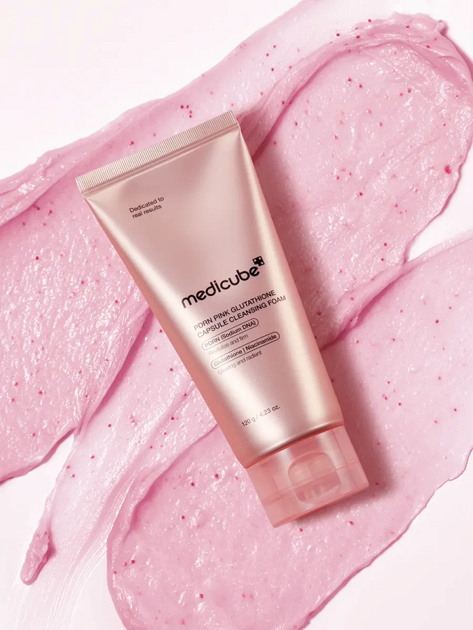 Капсульная пенка для умывания с ПДРН и глутатионом Medicube PDRN Pink Glutathione Capsule Cleansing Foam