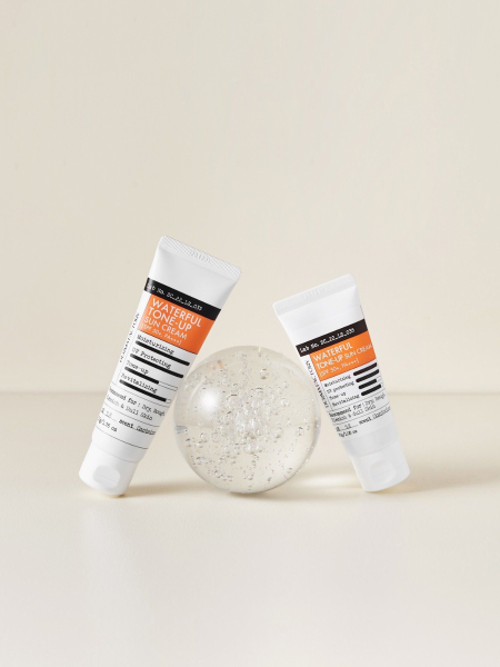Солнцезащитный крем с экстрактом облепихи Derma Factory Waterful Tone-Up Sun Cream SPF 50+ PA+++