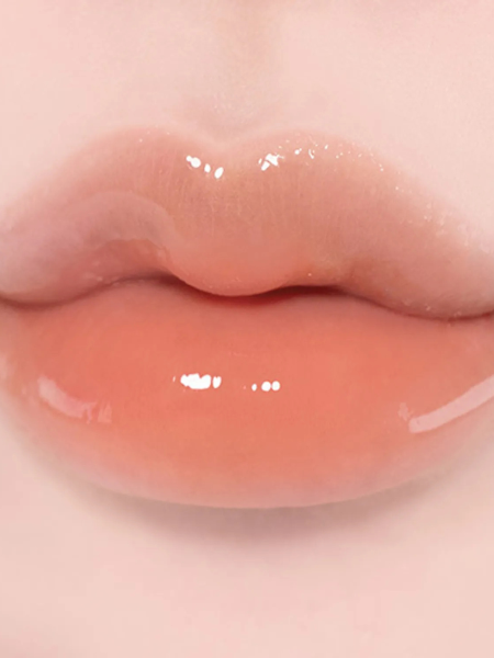 Оттеночный блеск для губ fwee 3D Changing Gloss 03 Scene Yellow Оттеночный блеск для губ fwee 3D Changing Gloss 03 Scene Yellow