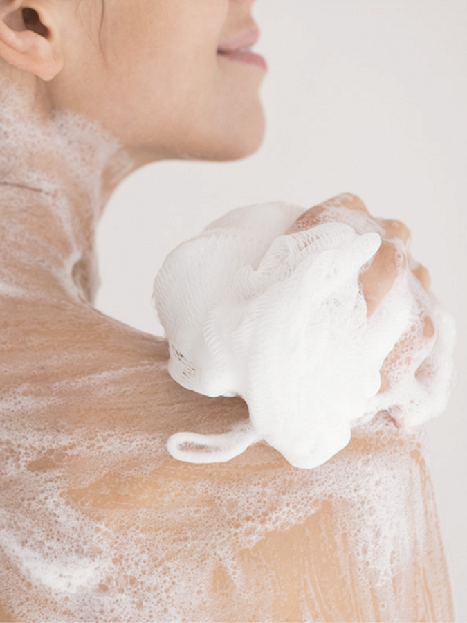 Успокаивающий гель для душа с ниацинамидом Derma Factory Niacinamide 10% Body Wash