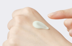 Противовоспалительный крем для лица с экстрактом сосны и центеллы Round Lab Pine Calming Cica Cream