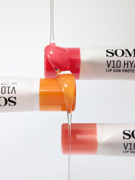 Оттеночный солнцезащитный бальзам для губ с гиалуроновой кислотой Some By Mi V10 Hyal Lip Sun Protector SPF15 Rosy