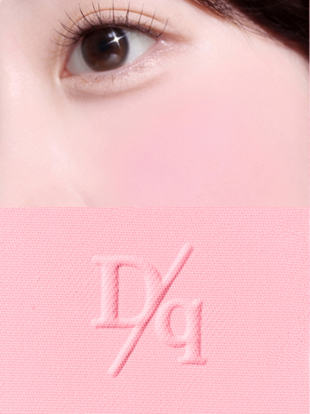 Нежные сухие румяна Dasique Soft Blur Cheek #04 Pink Ribbon